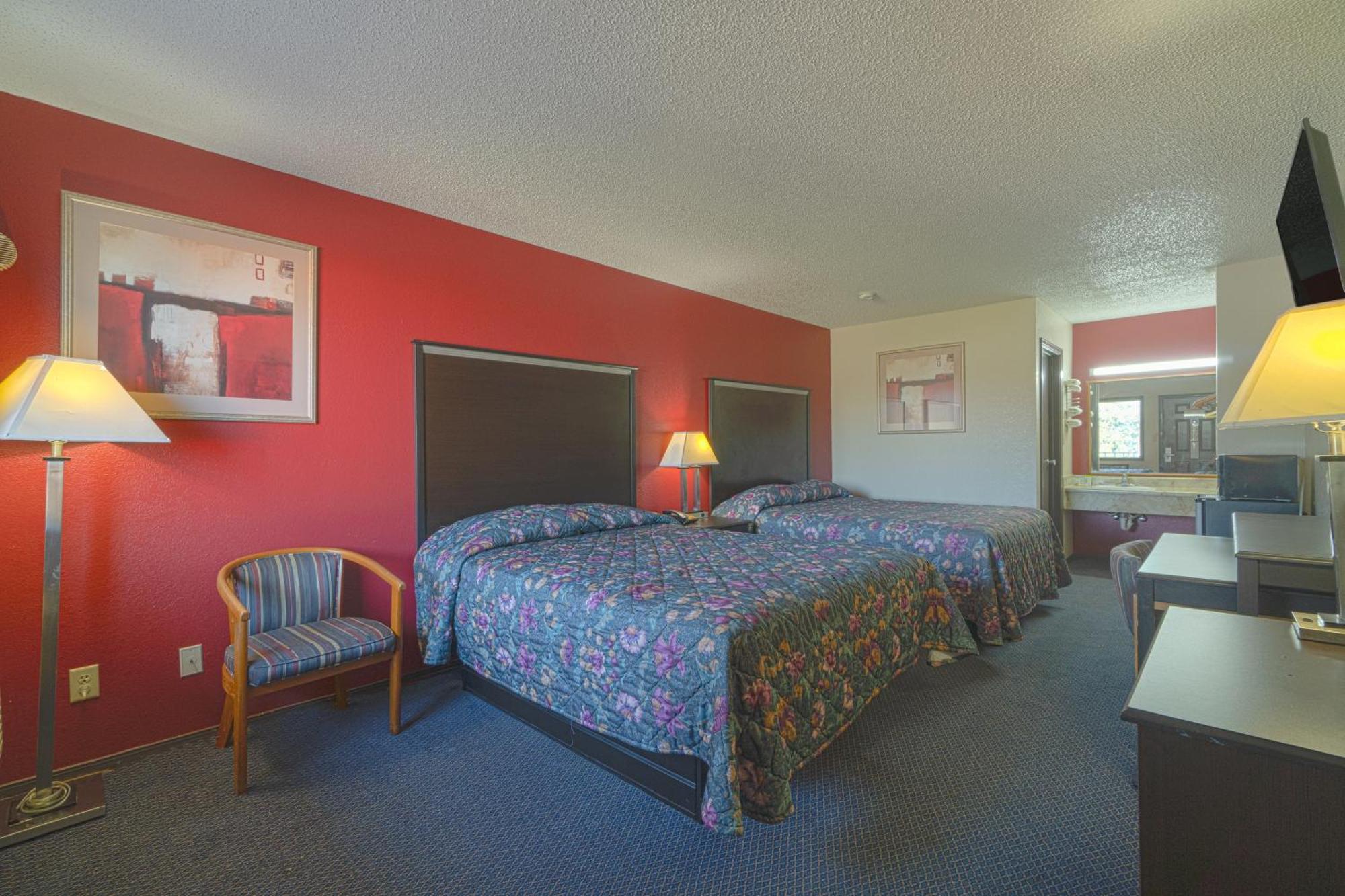 Regency Inn & Suites By Oyo Bay City Tx Екстер'єр фото